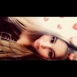 Meet your Posher, Jade